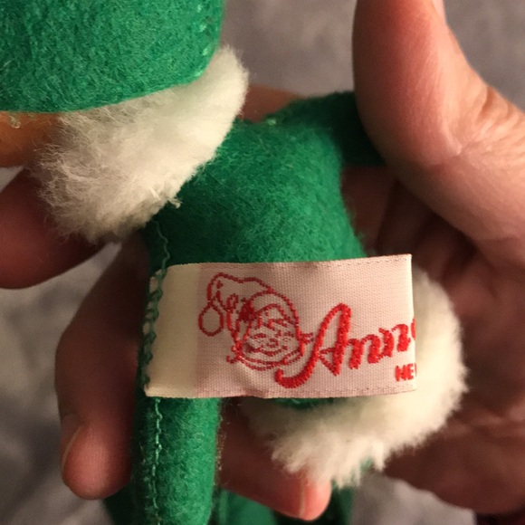 ANNALEE Christmas Elves TWO  green white red posable bendable - Picture 6 of 6